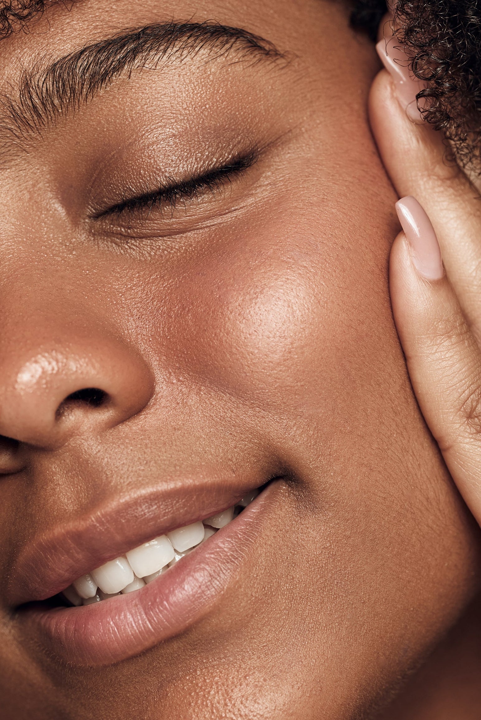 Hyaluron von innen nehmen – sinnvoll oder Mythos?